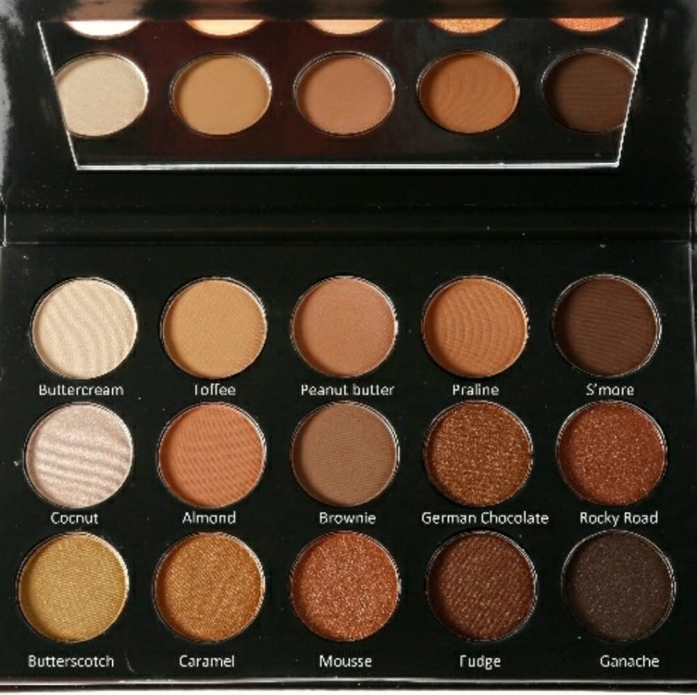 Brand new HerShes💋 Eyeshadow Palette